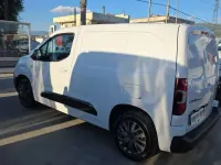 Usata Citroën Berlingo 102 CV (75 kW) 2024 Bianco Monovolume