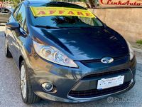 Usata Ford Fiesta Titanium 97 CV (71 kW) 2010 Blu Utilitaria