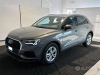 Usata Audi Q3 Business 150 CV (110 kW) 2022 Grigio metallizzato SUV