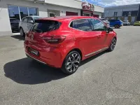 Begagnad Renault Clio V Techno 101 HK (74 kW) 2023 Röd Sedan