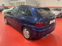 Usata Opel Astra 151 CV (111 kW) 1994 Blu Utilitaria