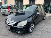 Usata Mercedes B180 109 CV (80 kW) 2010 Monovolume