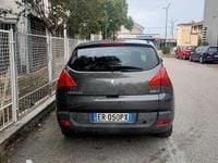 Usata Peugeot 3008 115 CV (84 kW) 2013 Grigio Station wagon