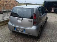 Usata Daihatsu Sirion 87 CV (63 kW) 2007 Grigio Utilitaria