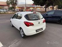 Usata Opel Corsa 69 CV (50 kW) 2017 Bianco Berlina