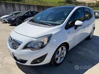 Usata Opel Meriva 110 CV (80 kW) 2011 Bianco Monovolume