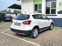 Usata Suzuki SX4 111 CV (81 kW) 2018 Bianco SUV