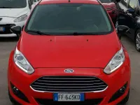 Usata Ford Fiesta Titanium 95 CV (69 kW) 2016 Rosso Utilitaria