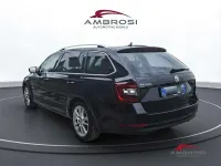 Usata Skoda Octavia G-TEC Executive 110 CV (80 kW) 2018 Nero Station wagon