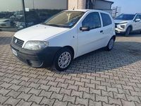 Usata Fiat Punto 69 CV (50 kW) 2004 Bianco Utilitaria