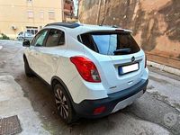 Usata Opel Mokka Cosmo 131 CV (96 kW) 2015 Bianco SUV
