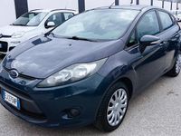 Usata Ford Fiesta 82 CV (60 kW) 2011 Grigio Utilitaria