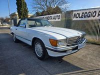 Usata Mercedes 560 230 CV (169 kW) 1983 Bianco Cabrio