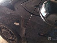 Usata Mazda 2 68 CV (50 kW) 2008 Nero Utilitaria