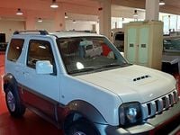 Usata Suzuki Jimny 84 CV (61 kW) 2014 Bianco / pastello SUV