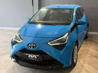 Usata Toyota Aygo X-clusiv 72 CV (52 kW) 2020 Blu/azzurro Utilitaria