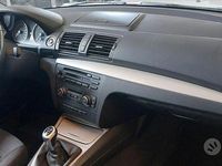 Usata BMW 120 163 CV (119 kW) 2009 Bianco Utilitaria