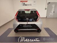 usata Toyota Aygo Connect 1.0 VVT-i 72 CV 5 porte x-play