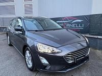 Usado Ford Focus 120 HP (88 kW) 2021 Cinzento Carrinha