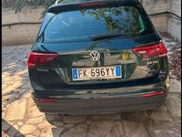 Usata VW Tiguan Business 150 CV (110 kW) 2017 Verde SUV