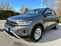 Usata VW T-Roc Life 116 CV (85 kW) 2022 Grigio SUV
