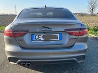 Usata Jaguar XE R-Dynamic 204 CV (150 kW) 2021 Grigio Berlina