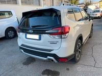 Usata Subaru Forester Premium 150 CV (110 kW) 2022 Bianco SUV
