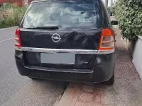 Usata Opel Zafira 110 CV (80 kW) 2009 Nero Monovolume