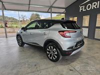Usata Renault Captur Techno 91 CV (66 kW) 2024 Argento SUV