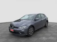 Usata VW Polo Life 95 CV (69 kW) 2023 Grigio Utilitaria