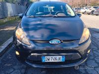 Usata Ford Fiesta 70 CV (51 kW) 2009 Grigio Berlina