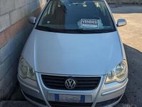 Usata VW Polo 69 CV (50 kW) 2006 Grigio Utilitaria