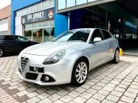 Usata Alfa Romeo Giulietta 175 CV (128 kW) 2015 Argento Utilitaria