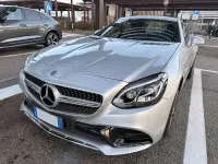 Usado Mercedes SLC180 AMG line 156 CV (114 kW) 2018 Plateado Descapotable