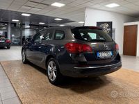 Usata Opel Astra 140 CV (102 kW) 2013 Grigio Station wagon
