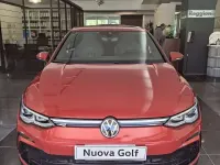 Usata VW Golf VIII R-line 150 CV (110 kW) 2023 Rosso Utilitaria