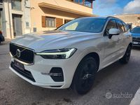 Usata Volvo XC60 Momentum 197 CV (144 kW) 2021 Bianco SUV