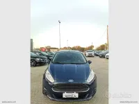 Usata Ford Fiesta Titanium 95 CV (69 kW) 2016 Blu Utilitaria