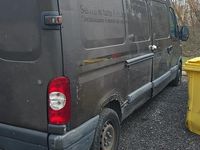 Usata Renault Master 101 CV (74 kW) 2009 Marrone Berlina