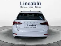 Usata Skoda Octavia Executive 150 CV (110 kW) 2023 Bianco Station wagon