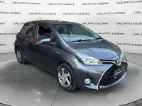 Usata Toyota Yaris Hybrid Active 101 CV (74 kW) 2017 Other Berlina