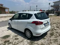 Usata Ford B-MAX Titanium 95 CV (69 kW) 2017 Bianco Monovolume