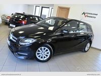 Usata Mercedes B180 Premium 109 CV (80 kW) 2016 Nero Monovolume