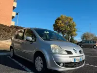 Usata Renault Modus 85 CV (62 kW) 2009 Grigio Monovolume