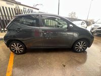 Usata Toyota Aygo Cool 69 CV (50 kW) 2018 Grigio Utilitaria
