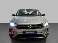 Usata VW T-Roc Life 110 CV (80 kW) 2023 Pyrit silver metallizzato nero SUV