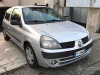 Usata Renault Clio II 2005 Grigio Berlina