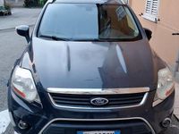 Usata Ford Kuga 140 CV (102 kW) 2012 Blu SUV
