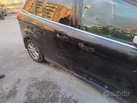 Begagnad Ford C-MAX 115 HK (84 kW) 2014 Svart Minibuss