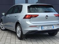 Usata VW Golf VIII Life 116 CV (85 kW) 2025 Grigio Berlina